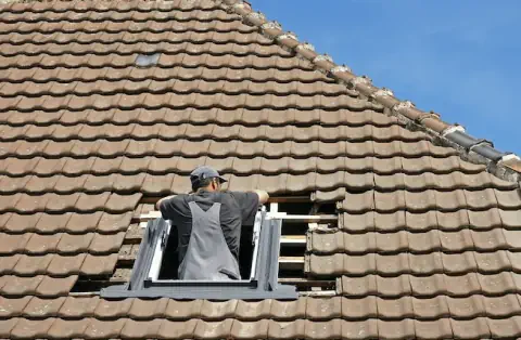 Pose de velux - Le Val-d'Ajol